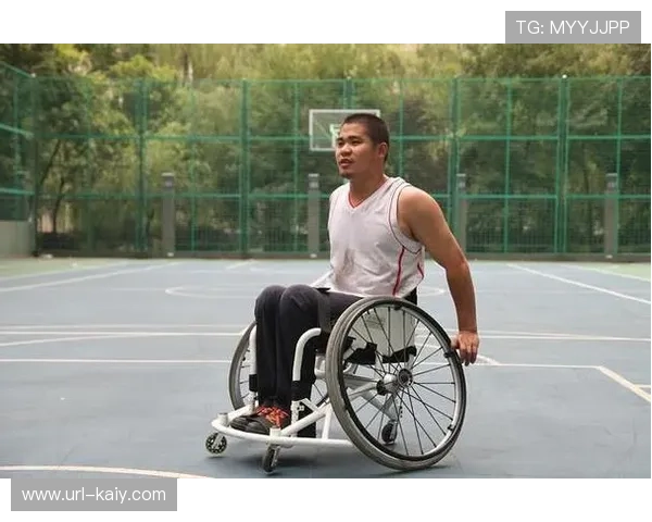 肇庆选手刘惠如决赛轮上演一杆进洞，逆境中展现拼搏精神