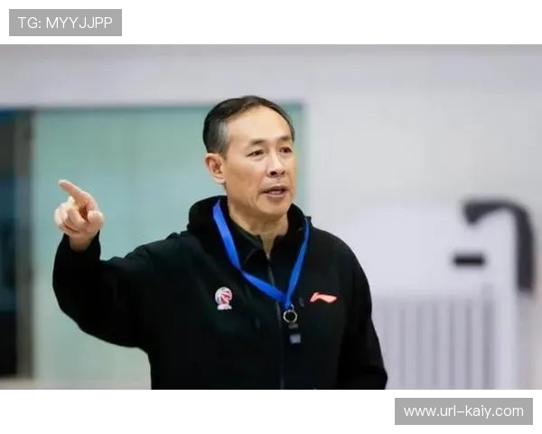 北京球迷质疑许利民执教能力,虽拥国手阵容却战绩波动 北京球迷质疑许利民执教能力,虽拥国手阵容却战绩波动